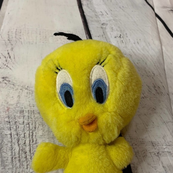 Vintage Tweety bird plush figure  (1995) - Picture 2 of 5
